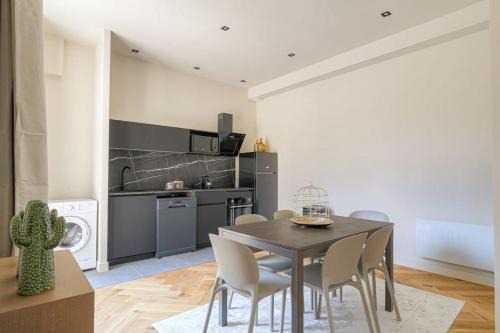 Joli T3 avec terrasse et parking, Écully