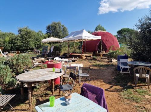 Jolie caravane à SÏvåñă Oasis de Lumière