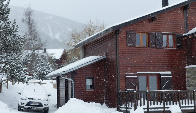 JOLIE CHALET 3 Faces EYNE 2600 STATION CAMBRE D'AZE