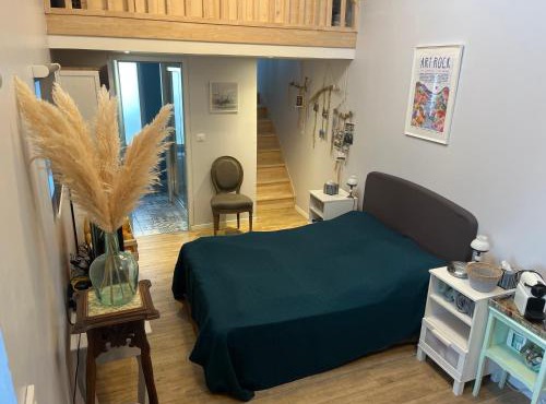 Jolie chambre dans une dépendance de longère bretonne