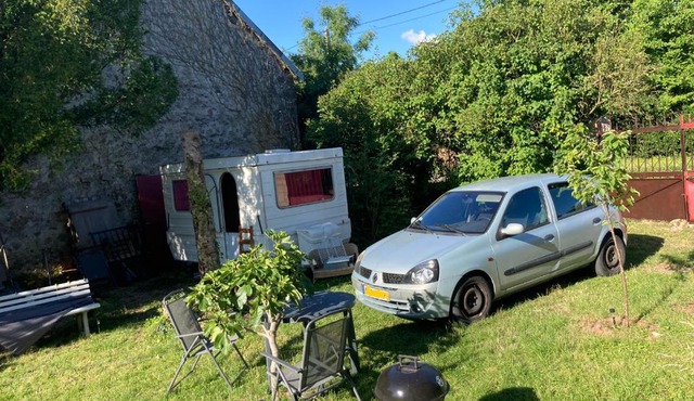 Jolie Chambre privée en Caravane