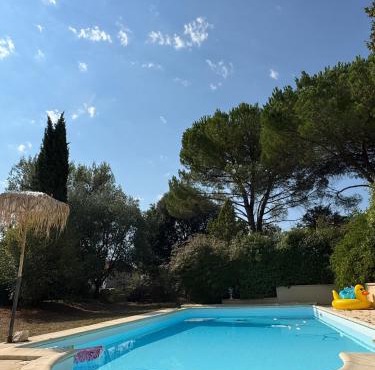 Jolie Girondine familiale avec piscine proche Marmande