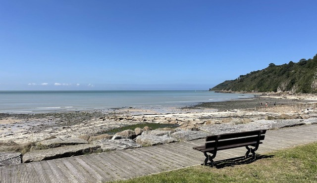 Jolie Maison 3 Pièces en Front de mer Dans la Baie du Mont Saint Michel