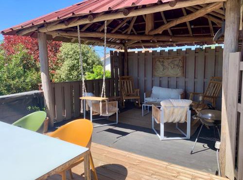 Jolie maison avec très belle terrasse couverte à 10 min du centre de Salies de Bearn