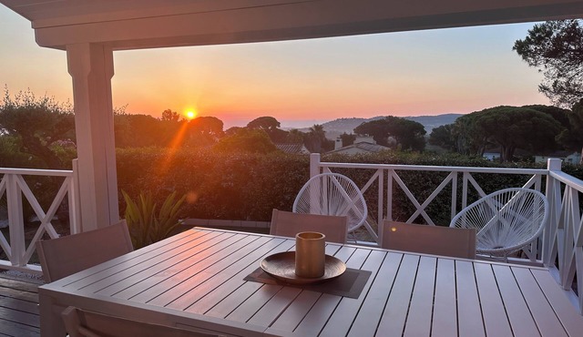 Jolie Maison Cosy vue Golfe de St Tropez