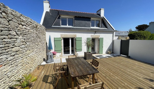 Jolie Maison de Vacances à Saint Guenolé