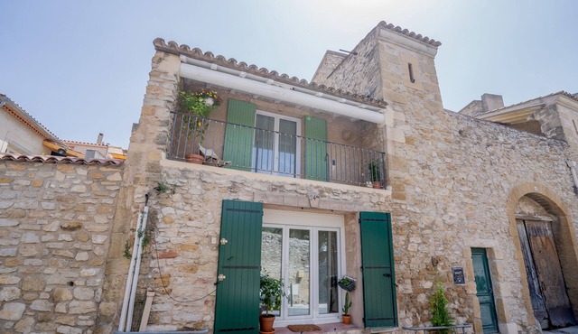 Jolie Maison Provençale à Lançon-provence