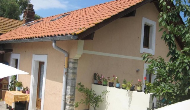 Jolie petit studio 1er étage mansarder