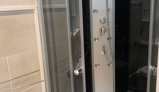 Jolie Studio Tout Confort Dans Belle Maison