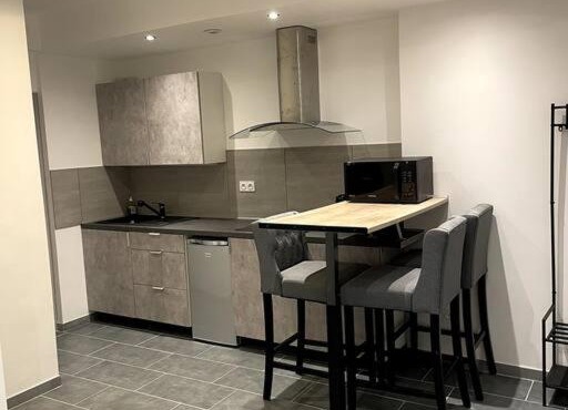 Jolie T2 au coeur des collines