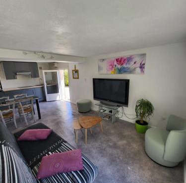 Jolie T2 indépendant dans une villa
