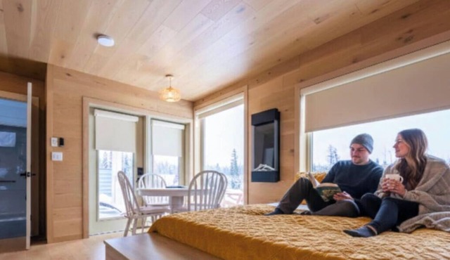 Jolie Vie Wellness Retreat - Earth Tiny Home #2