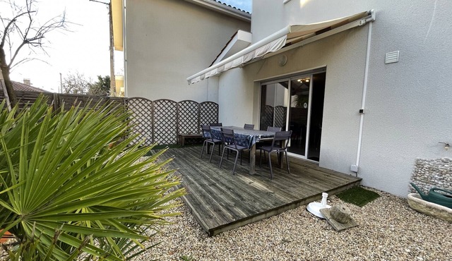 Jolie Villa 6 personnes proche plage et centre de la station (012)