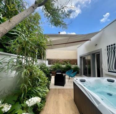 Jolie Villa avec jacuzzi Hôpitaux facultés