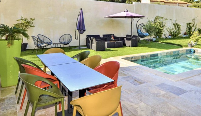 Jolie Villa Avec Piscine ET Sans VIS A VIS