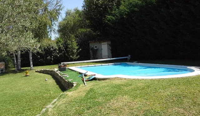 Jolie Villa Avec Piscine et Grand Jardin au Pied du Lubéron