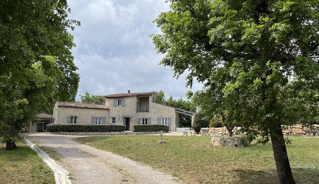 Jolie Villa en Pierre