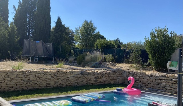 Jolie Villa en Provence Proche Avignon