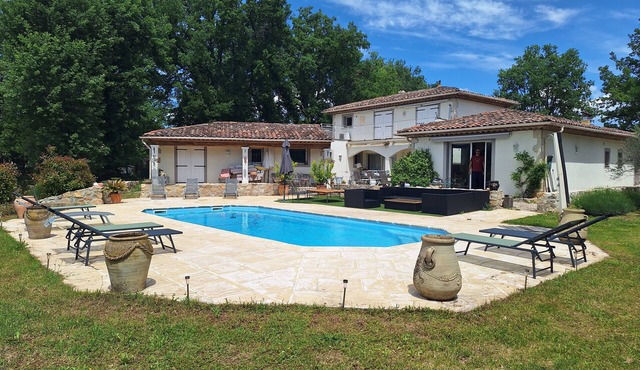 Jolie Villa Familiale Avec Piscine Dans le Var