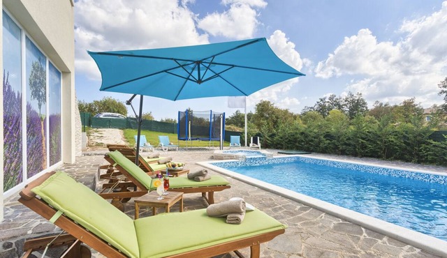 Jonquil Villa - Five Bedroom Villa, Sleeps 12