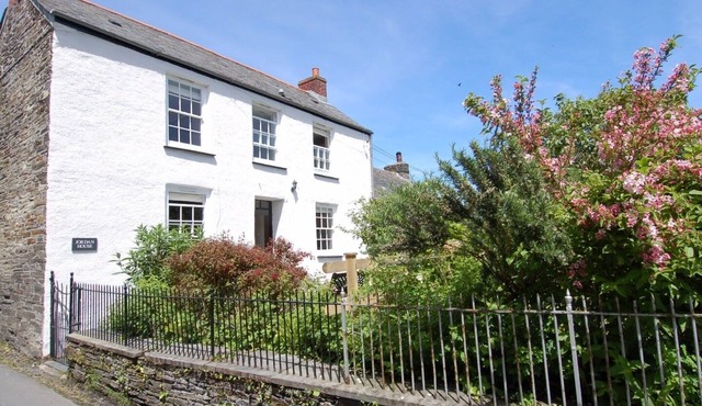 JORDAN HOUSE, pet friendly, country holiday cottage in Boscastle