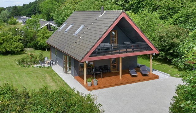 "Jorith" - 550m from the sea by Interhome