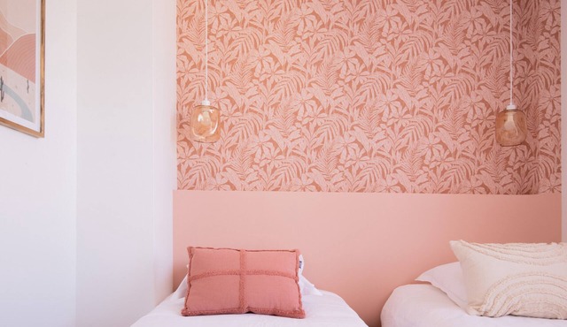 Josephine au bord du Thiou garage