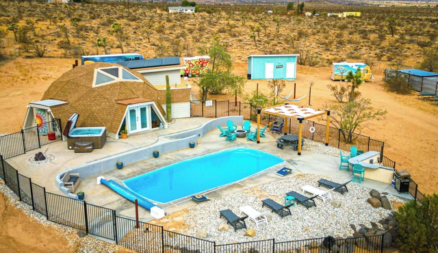 Joshua Tree Dome & Guest House - Heated Pool, Hot Tub, Yoga Patio, EV Charger