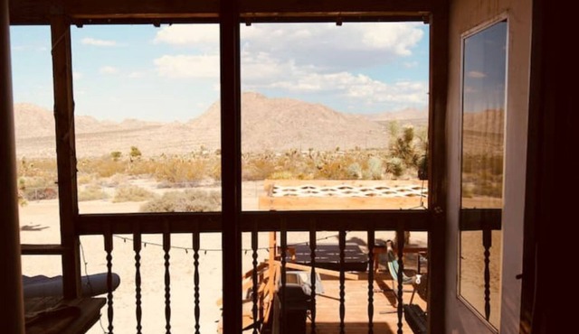 Joshua Tree’s Highland Hideaway Compound