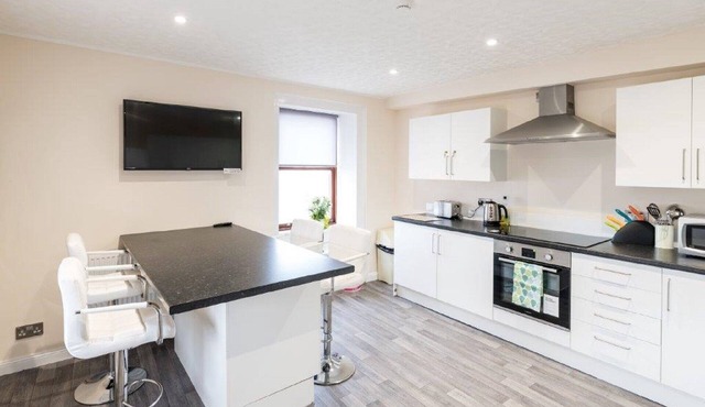 Josie's House in Banff, is a Home from Home, 6 Bedroom Town House