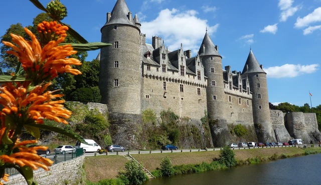 Josselin town house for 5 people