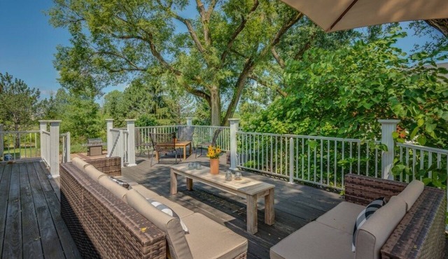 Journeyman Distillery Farmhouse in Three Oaks! Three Night Summer Minimum!