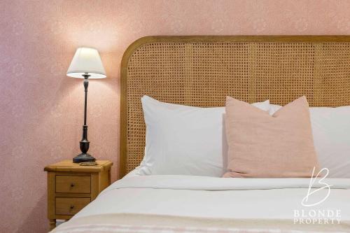 Journeyman's Cottage