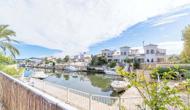 JOUVACATIONS VILLA FRESER 3