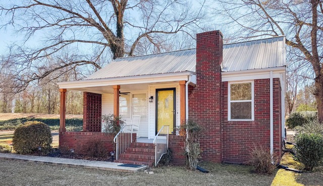 Joy's Place - 3BR/2BA Cottage in the Heart of Oxford!