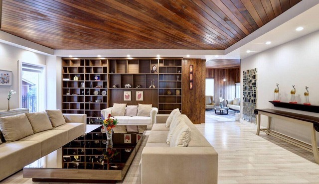 Joyful Mansion with Charm Indoor