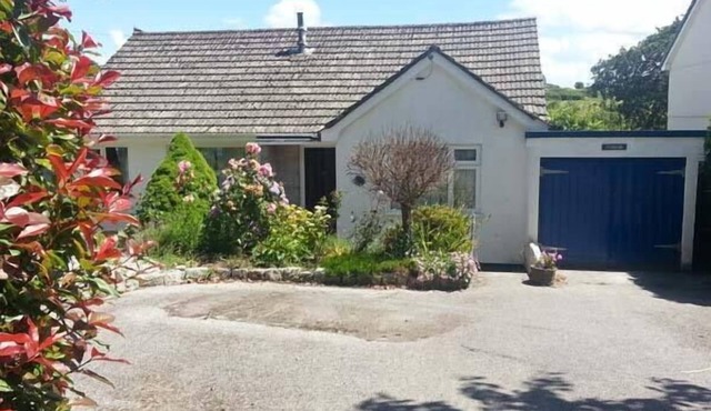 JOYLANDS, pet friendly, with a garden in Falmouth