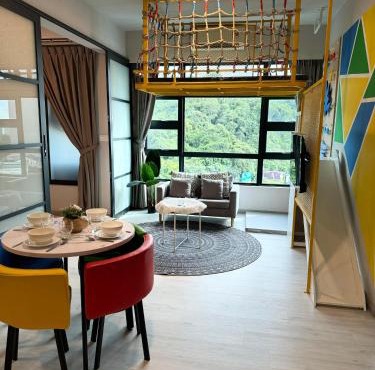 JQ#11 City View Slide LoftBed 2R1B 5pax near Suria Mall, Gaya St, SICC