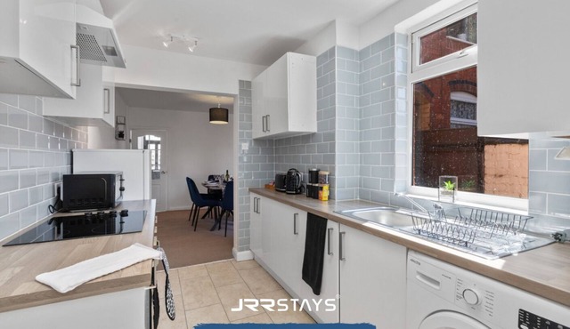 JRR Stays - Warwickshire - Nuneaton - CV10