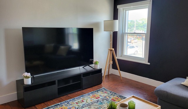 JstLikeHome - Old Ottawa