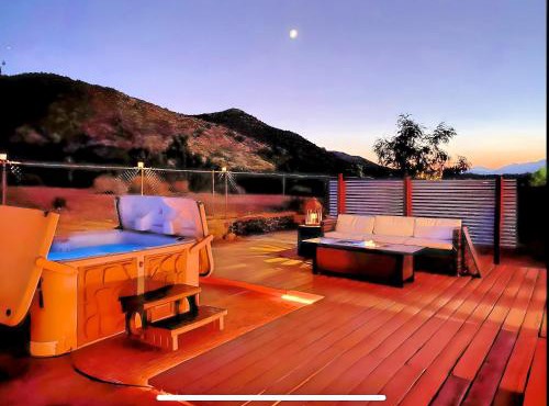 JT's Star Catcher Cabin - HOT TUB