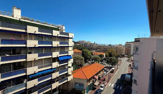 Juan les Pins - Apartment for 2 people - Wifi & Parking