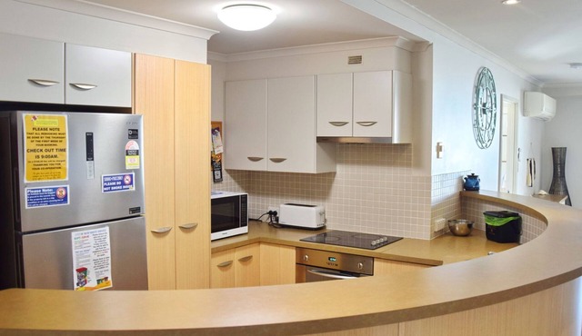 Jubilee Apartment 04