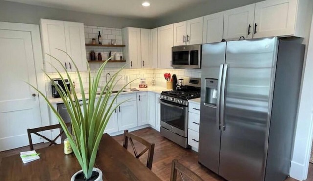 Judge’s Quarters: Exquisite Luxury Apartment