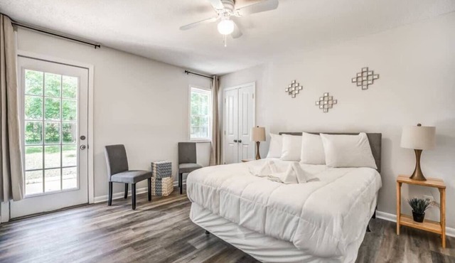 Judy Lynn Collective