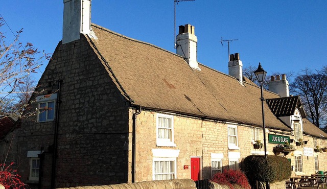 Jug And Glass Cottage