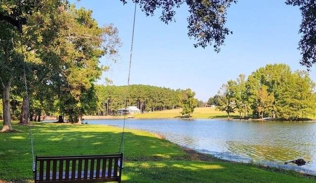 Juju's Pond House on Smith Pond