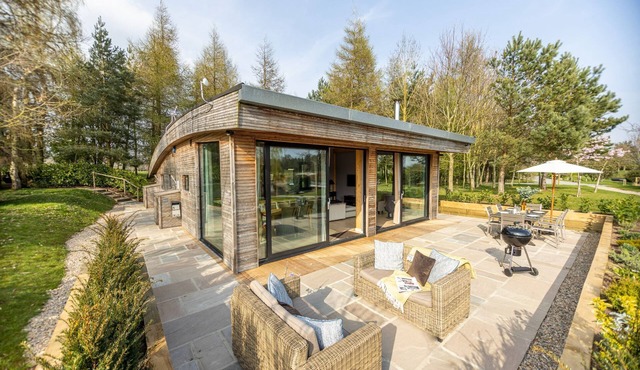 Jules - a lodge that sleeps 6 guests in 3 bedrooms