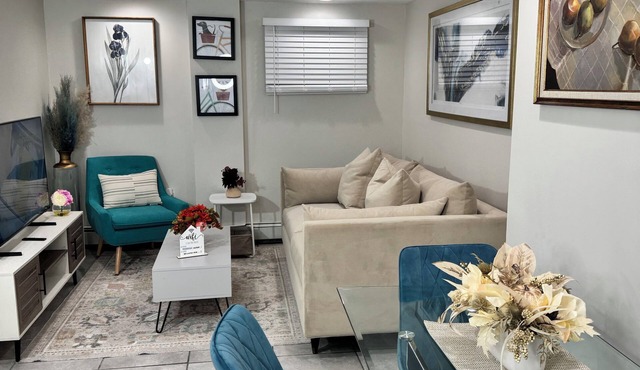 Julie's Cozy 2 Bedroom Apartment