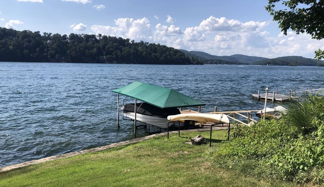 July 15-22 2023 Now Available!! Candlewood Lakefront All to Yourself!